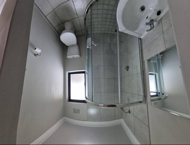 3 BEDROOM TOWNHOUSE FOR SALE IN KENLEAF